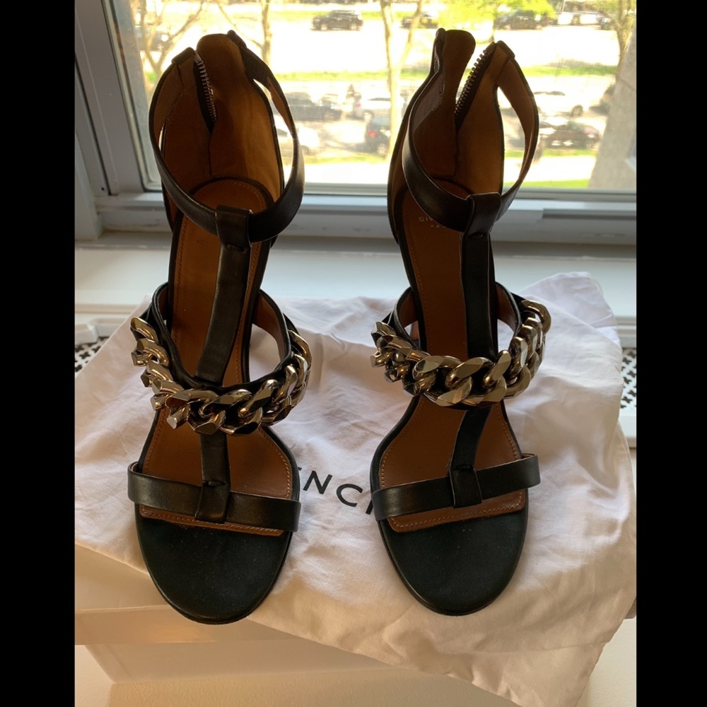 Givenchy noir chain Sandal